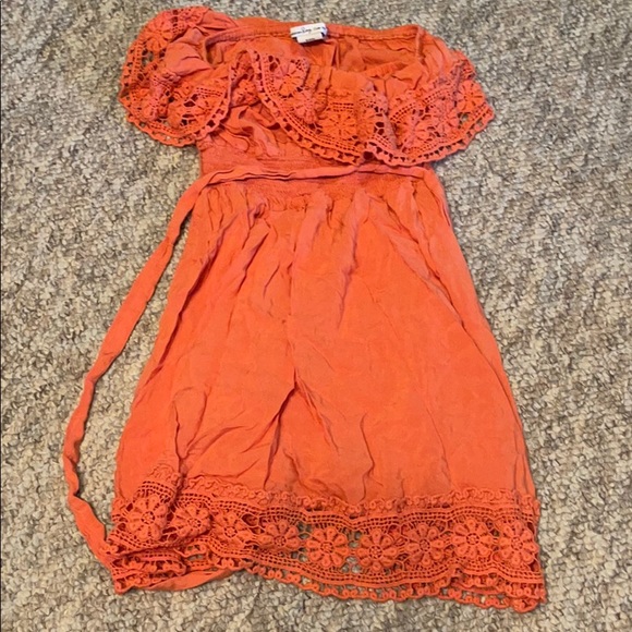 Taracotta Dress - Picture 1 of 2